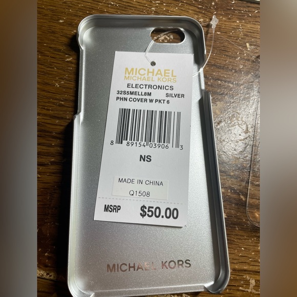 Michael Kors IPhone 6 Case - Picture 5 of 5